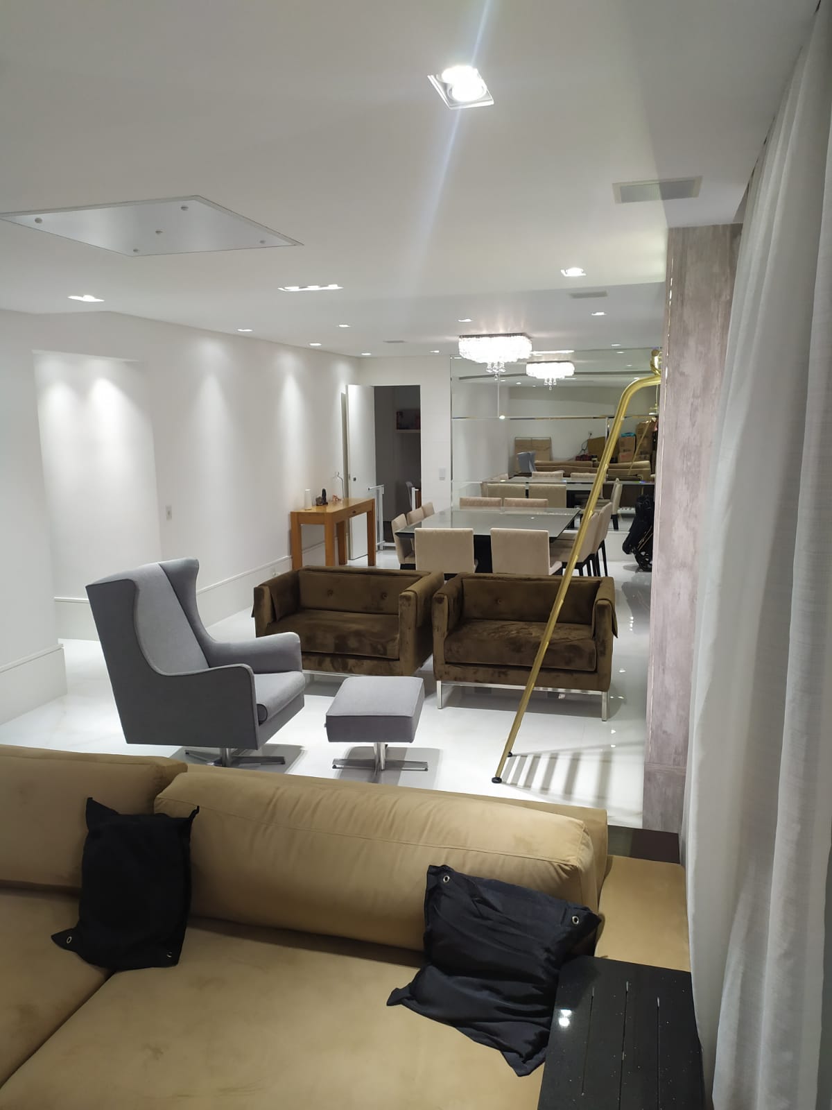 Imagem Apartamento com 3 Quartos à Venda, 192 m²em Jardim Avelino - São Paulo
