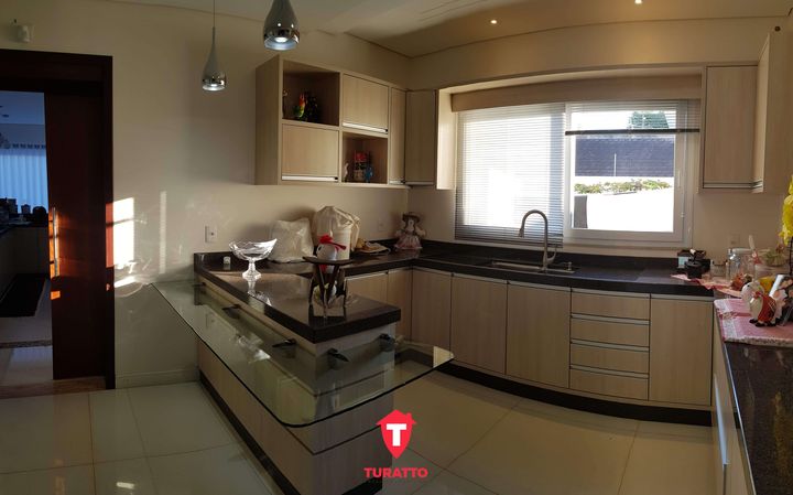 Imagem Sobrado com 4 Quartos à Venda, 310 m² em Jardim La Salle - Toledo