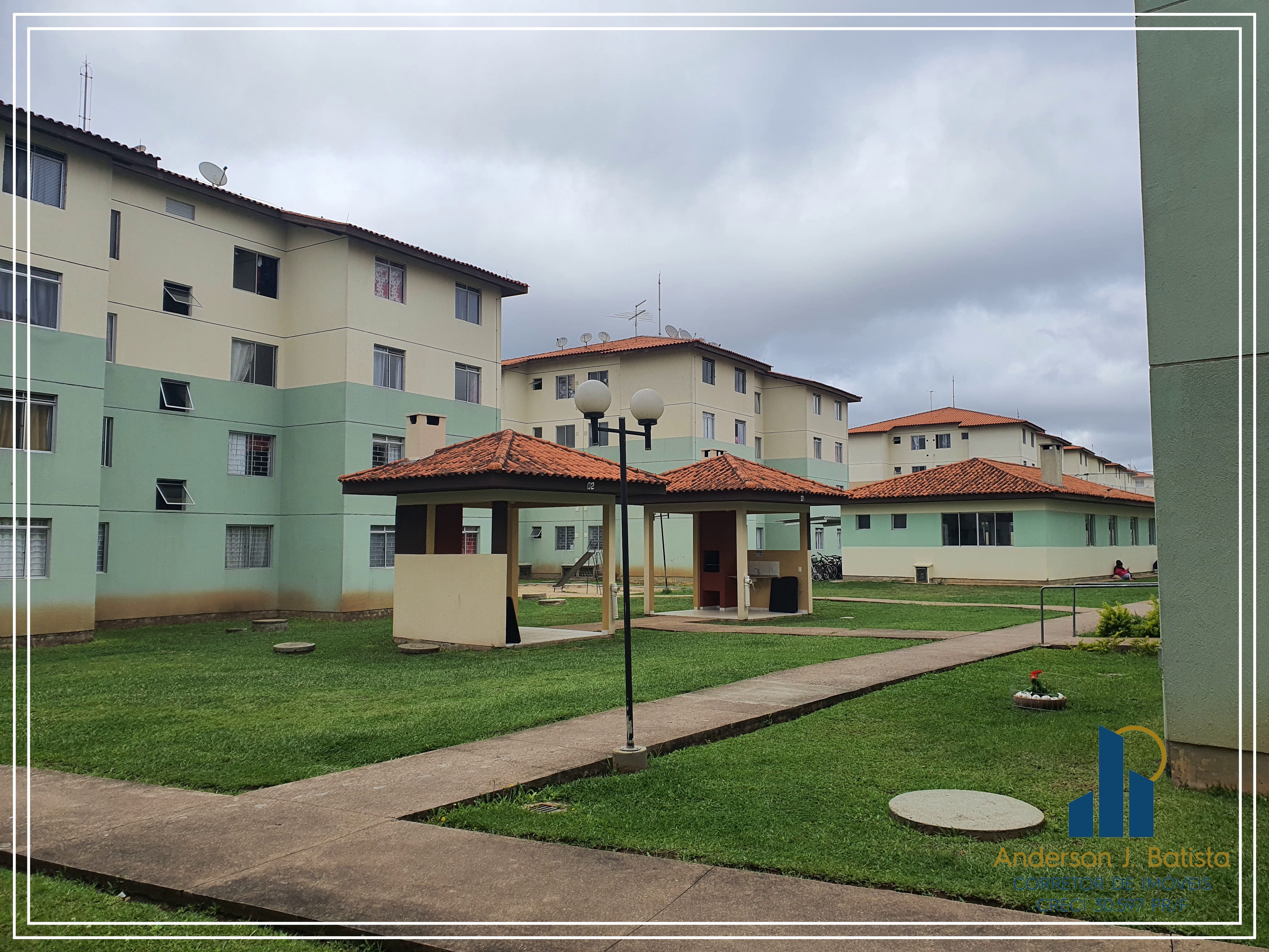 Imagem Apartamento com 2 Quartos à Venda, 48 m²em Sítio Cercado - Curitiba Imagem Apartamento com 2 Quartos à Venda, 48 m²em Sítio Cercado - Curitiba