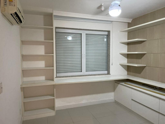 Imagem Apartamento com 3 Quartos à Venda, 110 m² em Icaraí - Niterói Imagem Apartamento com 3 Quartos à Venda, 110 m² em Icaraí - Niterói