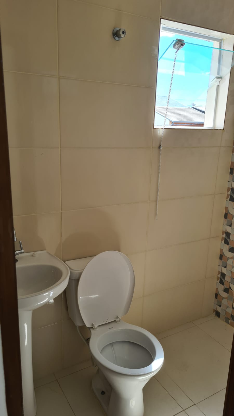 Imagem Sobrado com 2 Quartos para Alugar, 76 m²em Residencial Algarve - Mogi das Cruzes