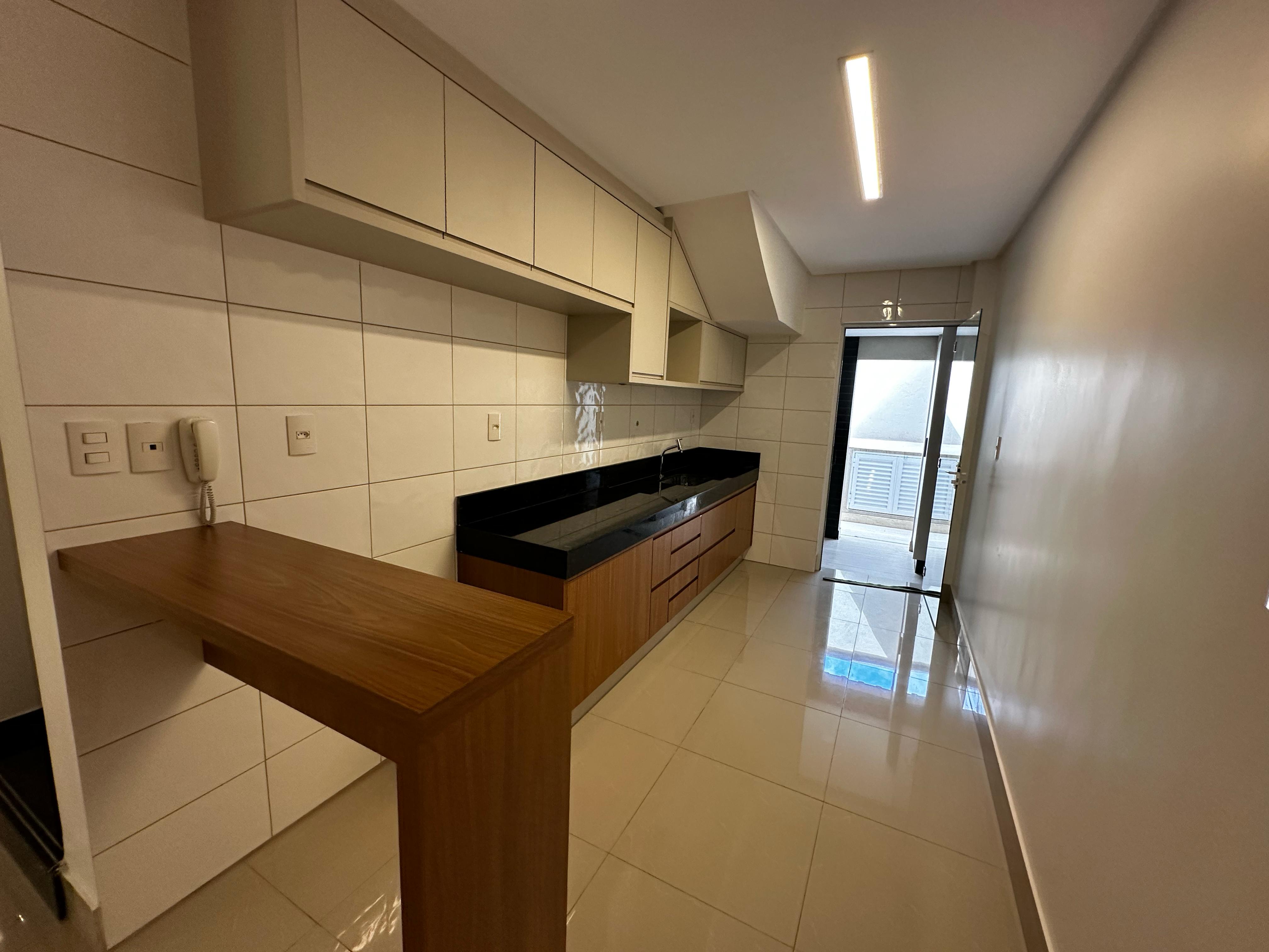 Imagem Sobrado com 3 Quartos à Venda, 161 m²em Sítios Santa Luzia - Aparecida de Goiânia
