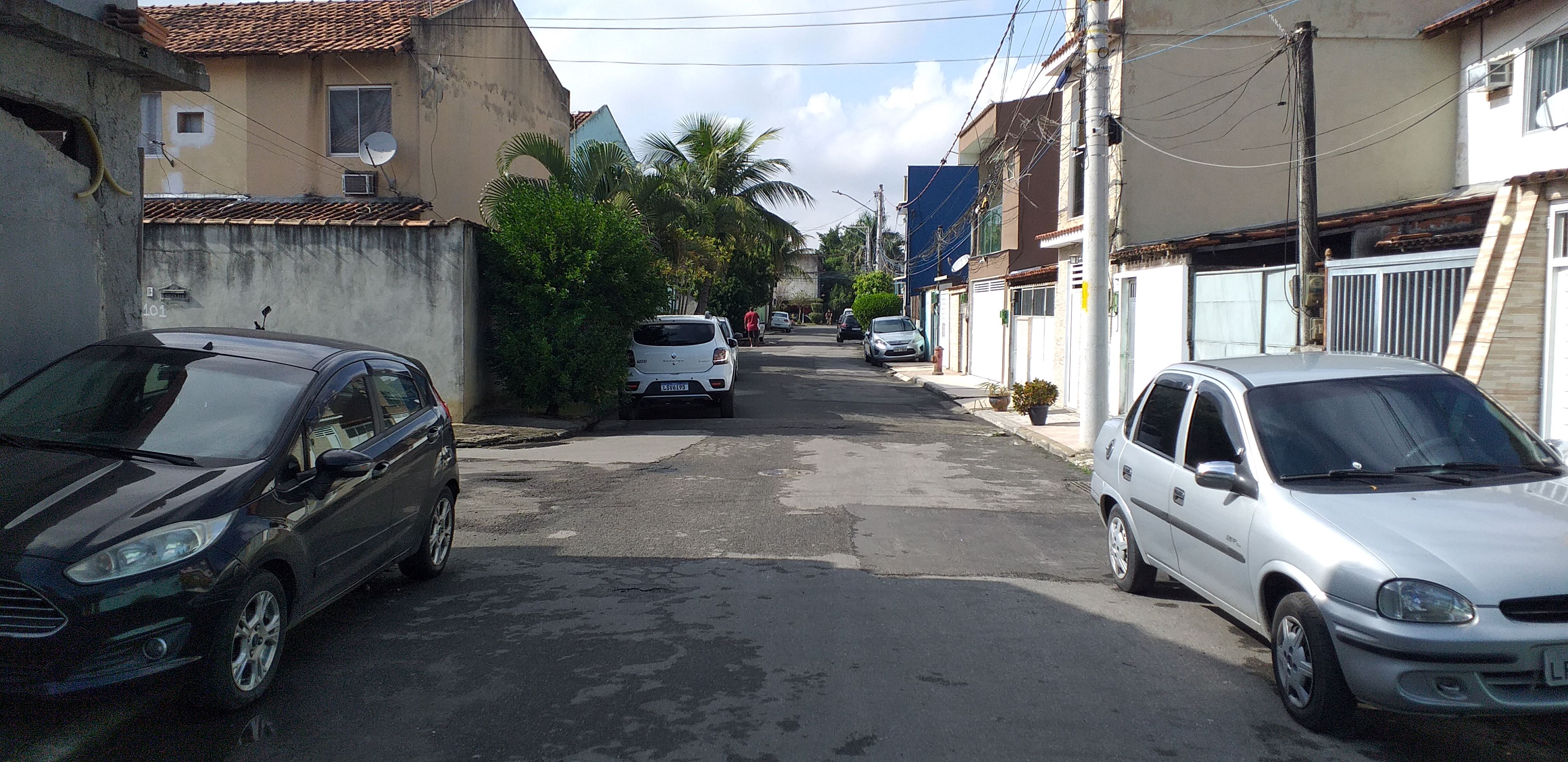 Imagem Casa com 2 Quartos à Venda, 80 m² em Bangu - Rio de Janeiro