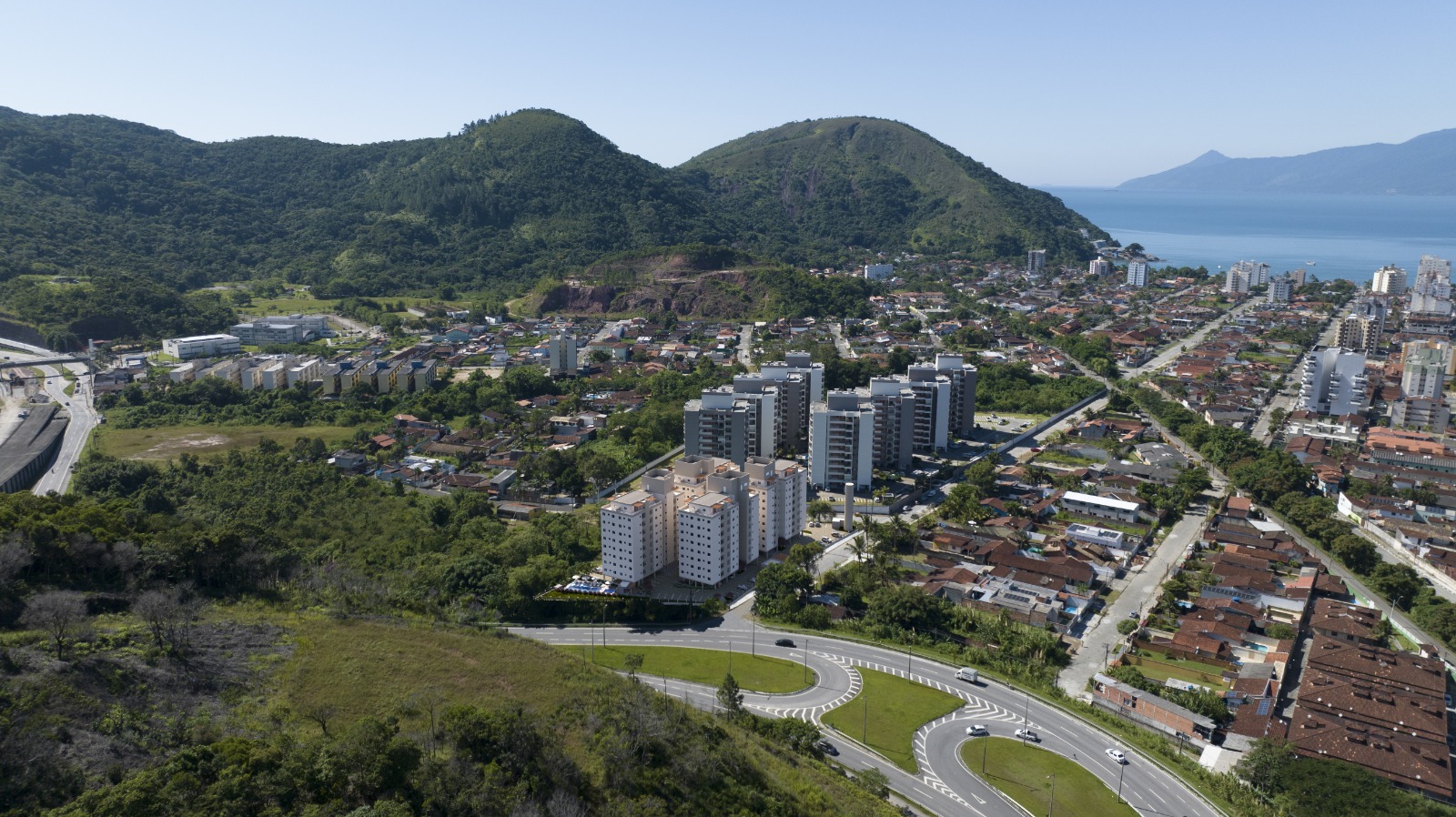 Imagem Apartamento com 2 Quartos à Venda, 61 m²em Martim de Sá - Caraguatatuba