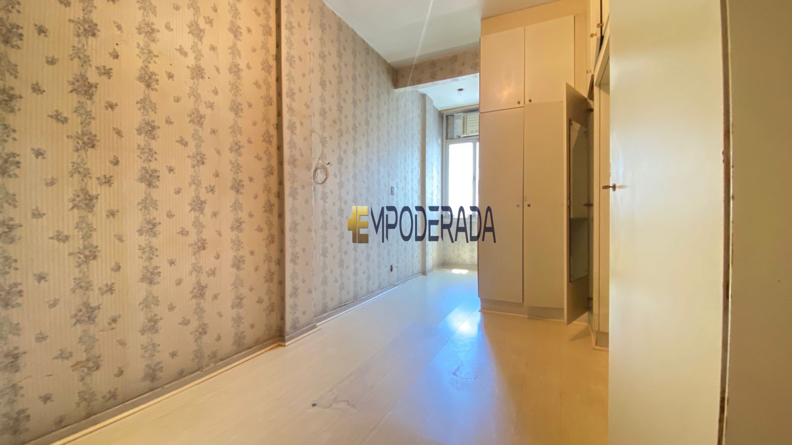 Imagem Apartamento com 2 Quartos à Venda, 70 m² em Copacabana - Rio de Janeiro Imagem Apartamento com 2 Quartos à Venda, 70 m² em Copacabana - Rio de Janeiro