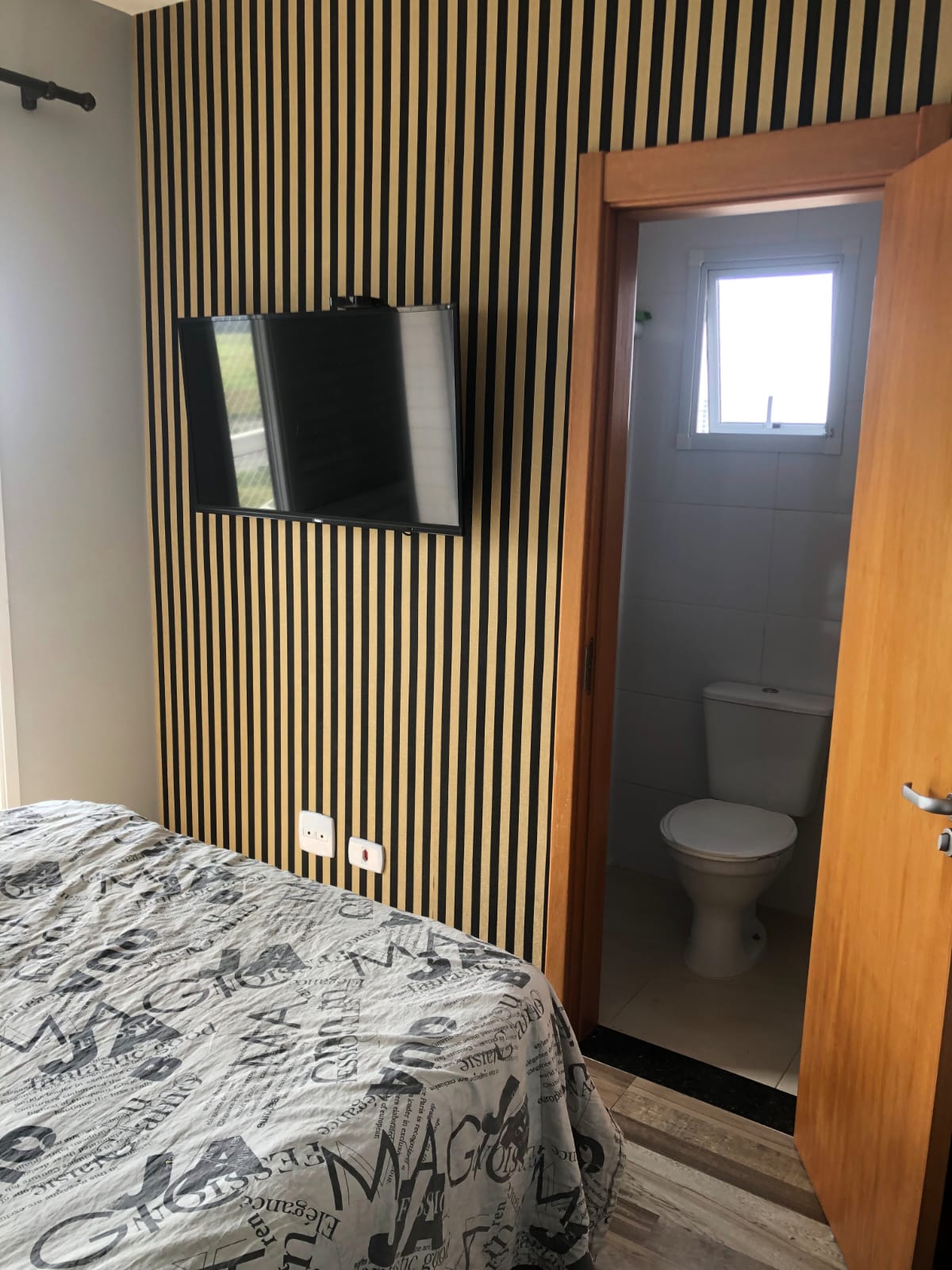 Imagem Apartamento com 2 Quartos à Venda, 65 m²em Caiçara - Praia Grande Imagem Apartamento com 2 Quartos à Venda, 65 m²em Caiçara - Praia Grande