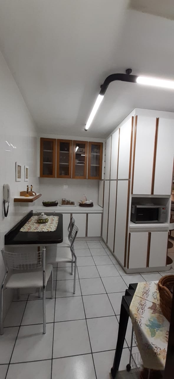 Imagem Casa com 4 Quartos à Venda, 258 m²em Cruzeiro do Sul - Criciúma