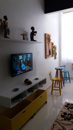 Imagem Apartamento com 2 Quartos à Venda, 72 m² em Copacabana - Rio de Janeiro