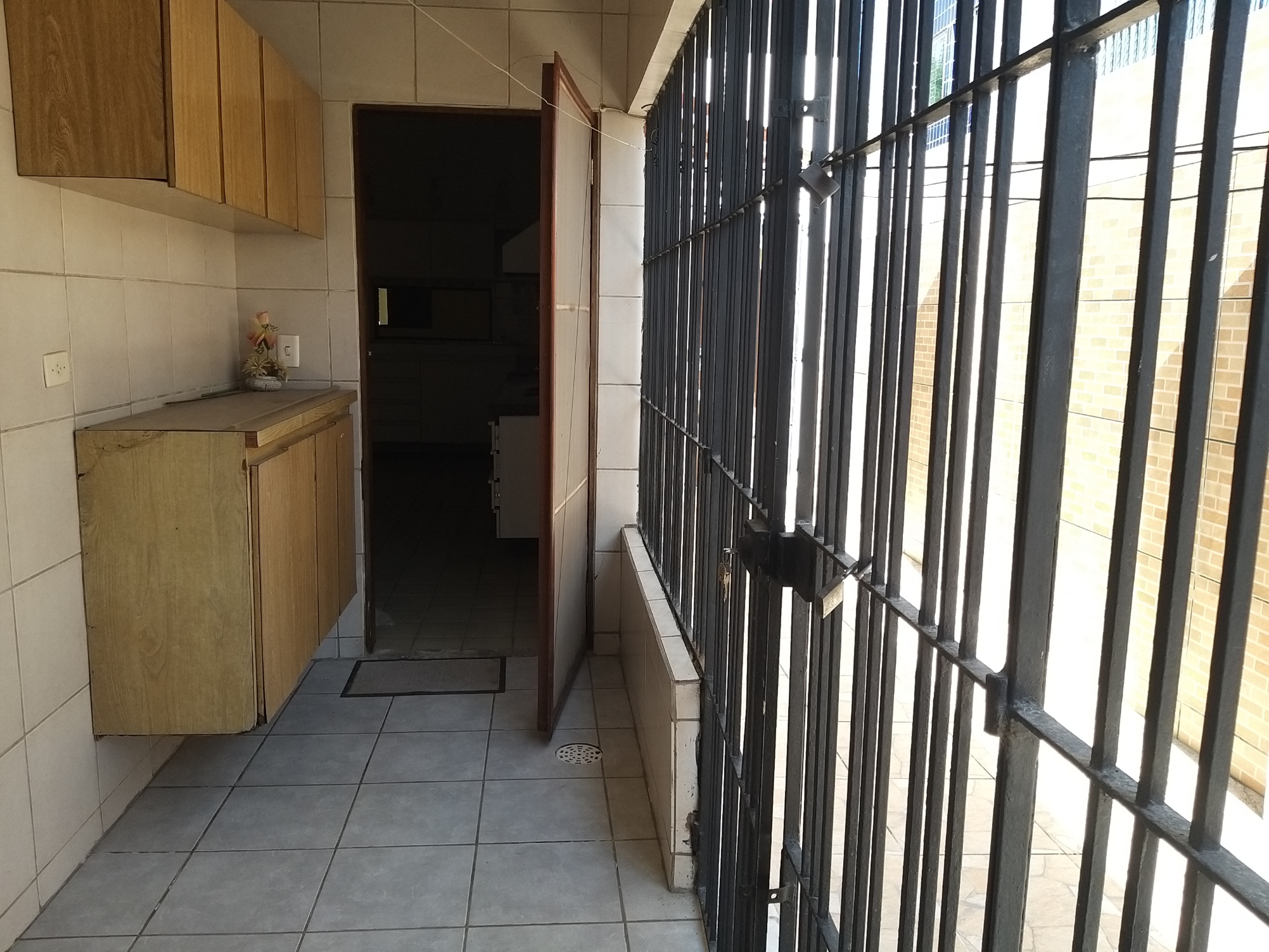 Imagem Casa com 3 Quartos à Venda, 179 m² em Varzea - Recife Imagem Casa com 3 Quartos à Venda, 179 m² em Varzea - Recife