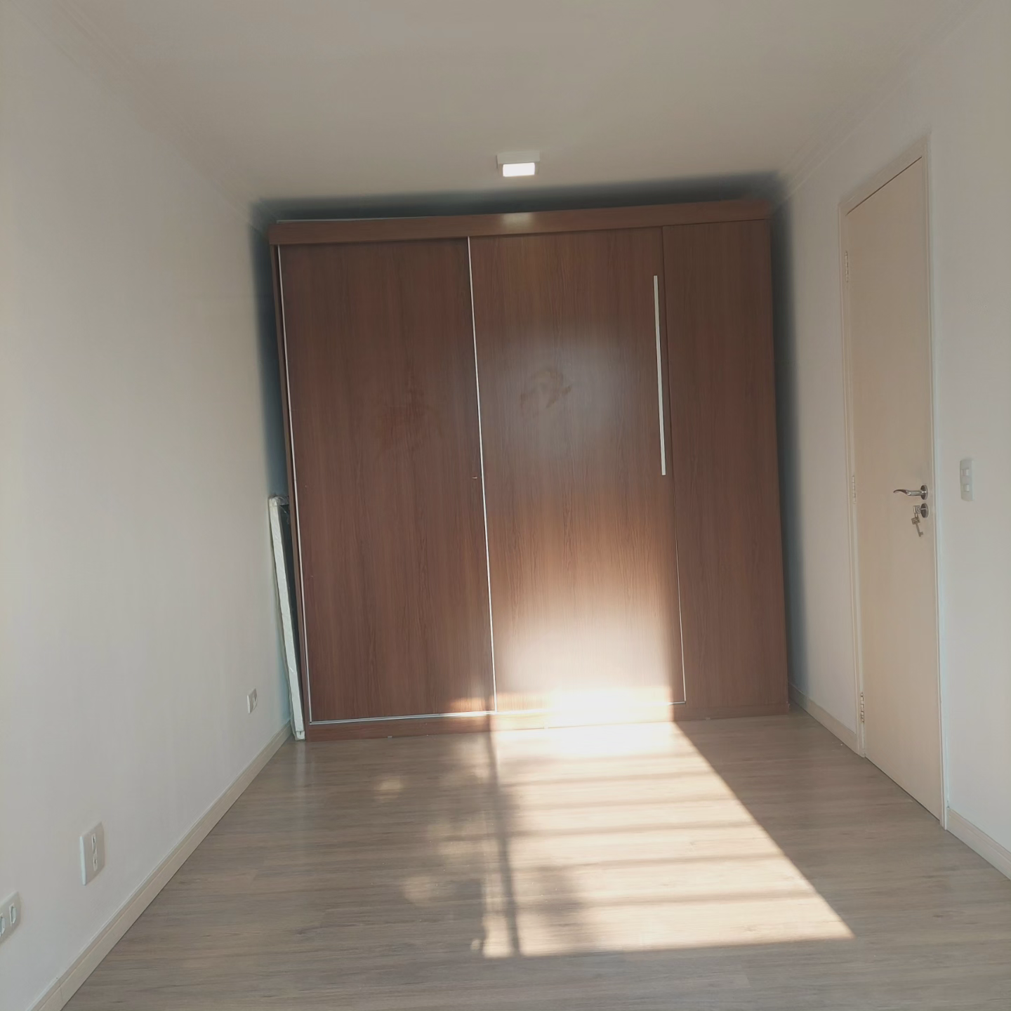 Imagem Apartamento com 2 Quartos para Alugar, 57 m²em Portão - Curitiba