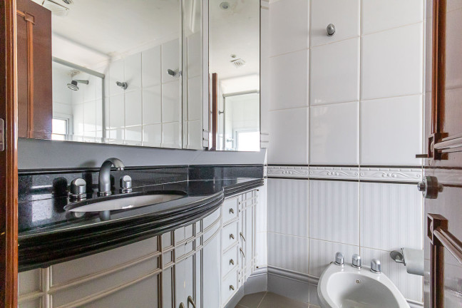 Imagem Cobertura com 4 Quartos à Venda, 567 m² em Lagoa - Rio de Janeiro Imagem Cobertura com 4 Quartos à Venda, 567 m² em Lagoa - Rio de Janeiro