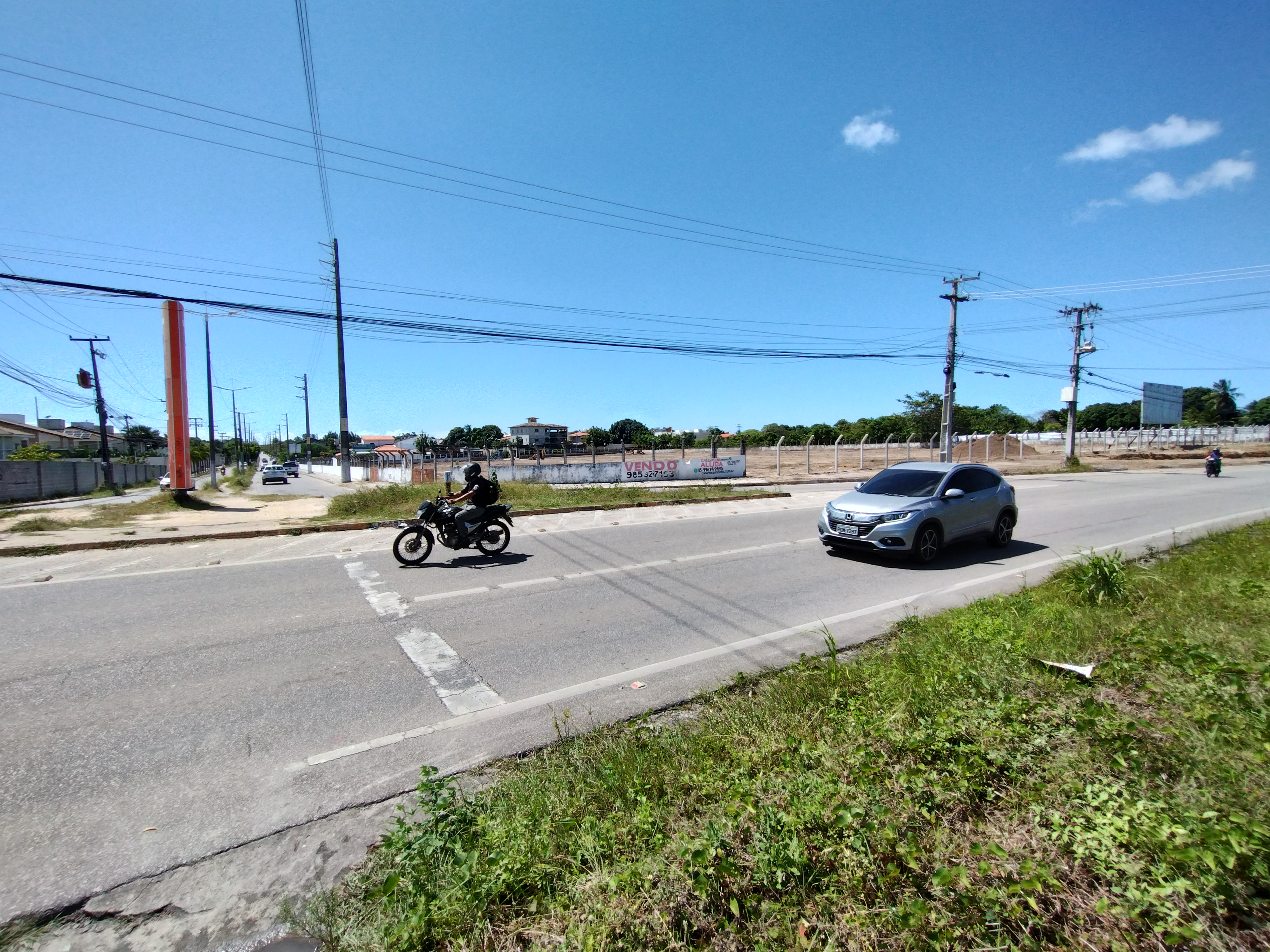 Imagem Terreno para Alugar, 13 m²em Pires Façanha - Eusebio