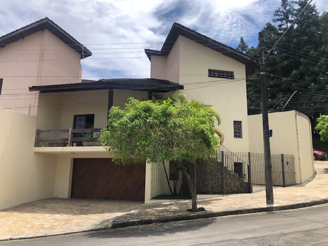 Imagem Casa de Condomínio com 4 Quartos à Venda, 318 m² em Nova Caieiras - Caieiras Imagem Casa de Condomínio com 4 Quartos à Venda, 318 m² em Nova Caieiras - Caieiras