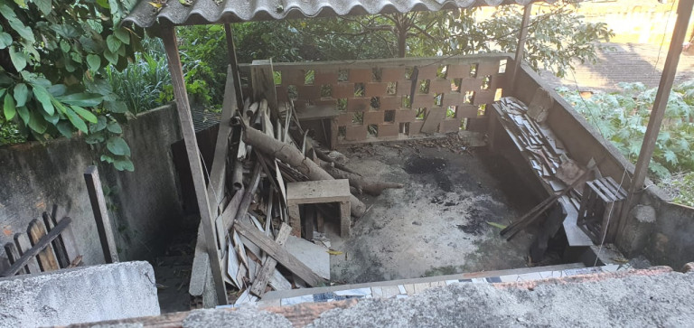Imagem Casa com 2 Quartos à Venda, 20 m² em Campo Grande - Rio de Janeiro Imagem Casa com 2 Quartos à Venda, 20 m² em Campo Grande - Rio de Janeiro