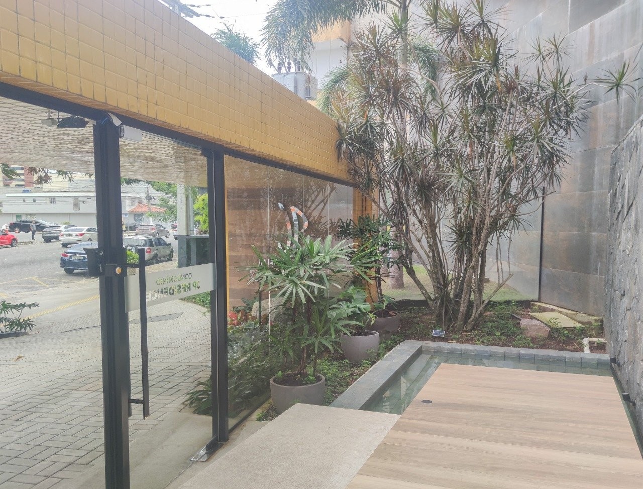 Imagem Apartamento com 2 Quartos para Alugar, 71 m²em Umarizal - Belém