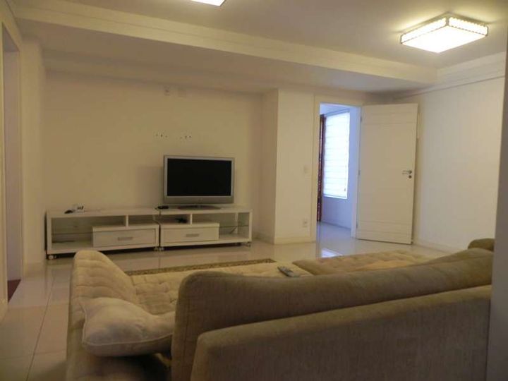 Imagem Casa de Condomínio com 5 Quartos à Venda, 500 m² em Várzea&nbsp; - Teresópolis