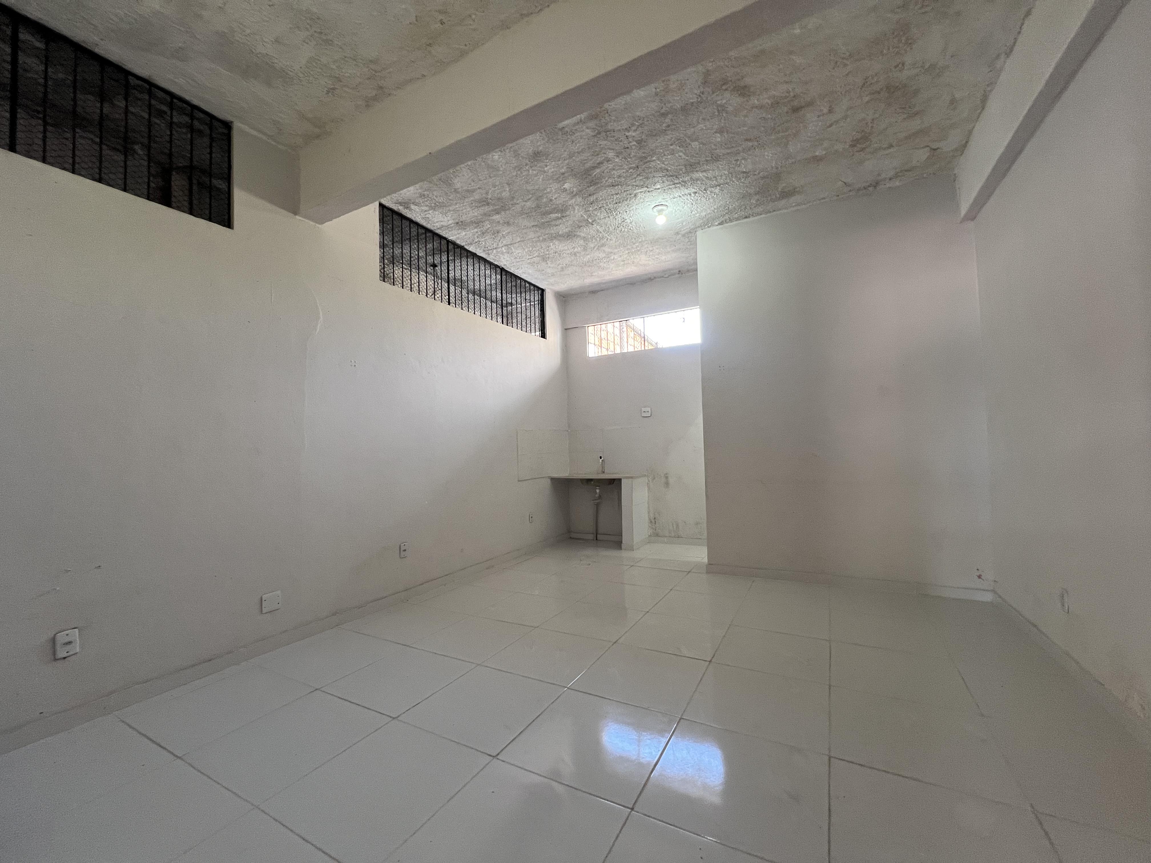 Imagem Ponto Comercial para Alugar, 75 m²em Santa Luzia - Manaus Imagem Ponto Comercial para Alugar, 75 m²em Santa Luzia - Manaus