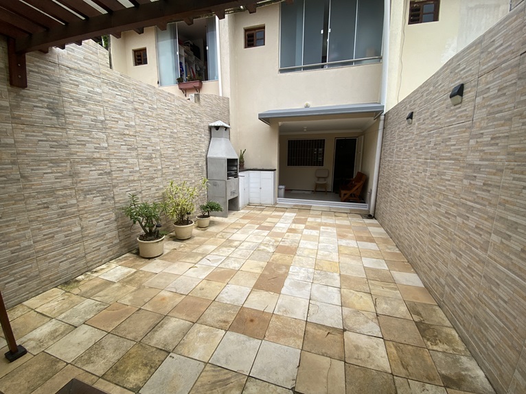 Imagem Casa com 2 Quartos à Venda, 100 m² em Messejana - Fortaleza Imagem Casa com 2 Quartos à Venda, 100 m² em Messejana - Fortaleza