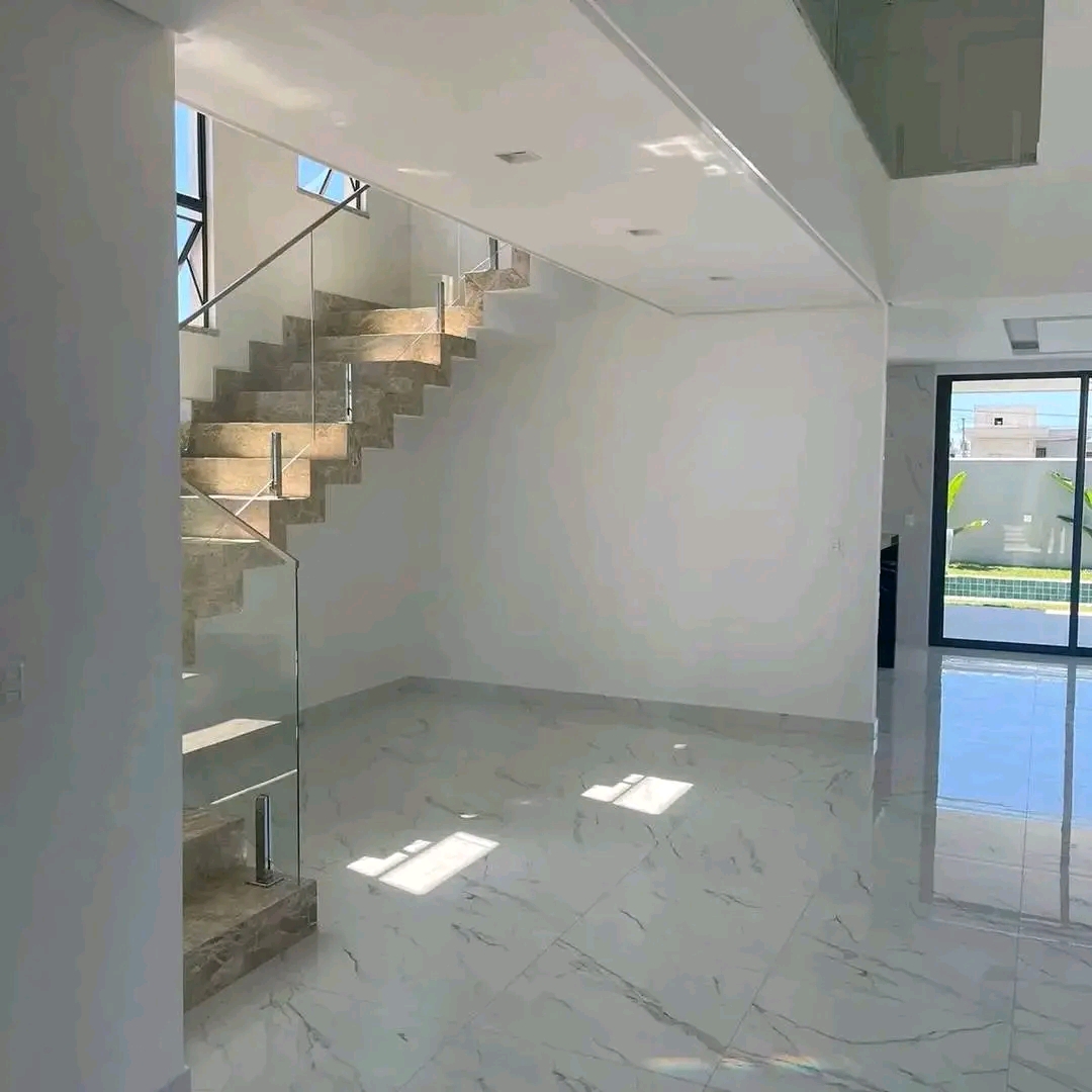 Imagem Casa de Condomínio com 4 Quartos à Venda, 230 m²em Cidade Alphaville  - Eusebio 