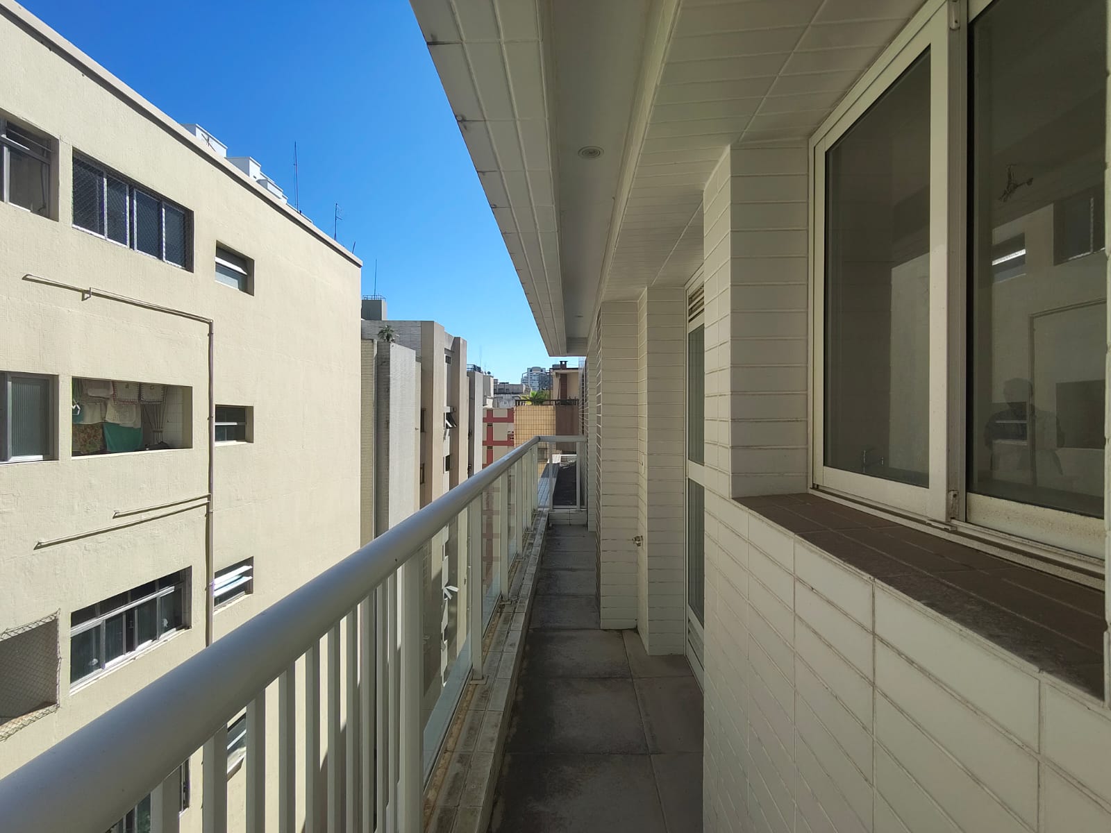 Imagem Apartamento com 2 Quartos à Venda, 72 m² em Aparecida - Santos