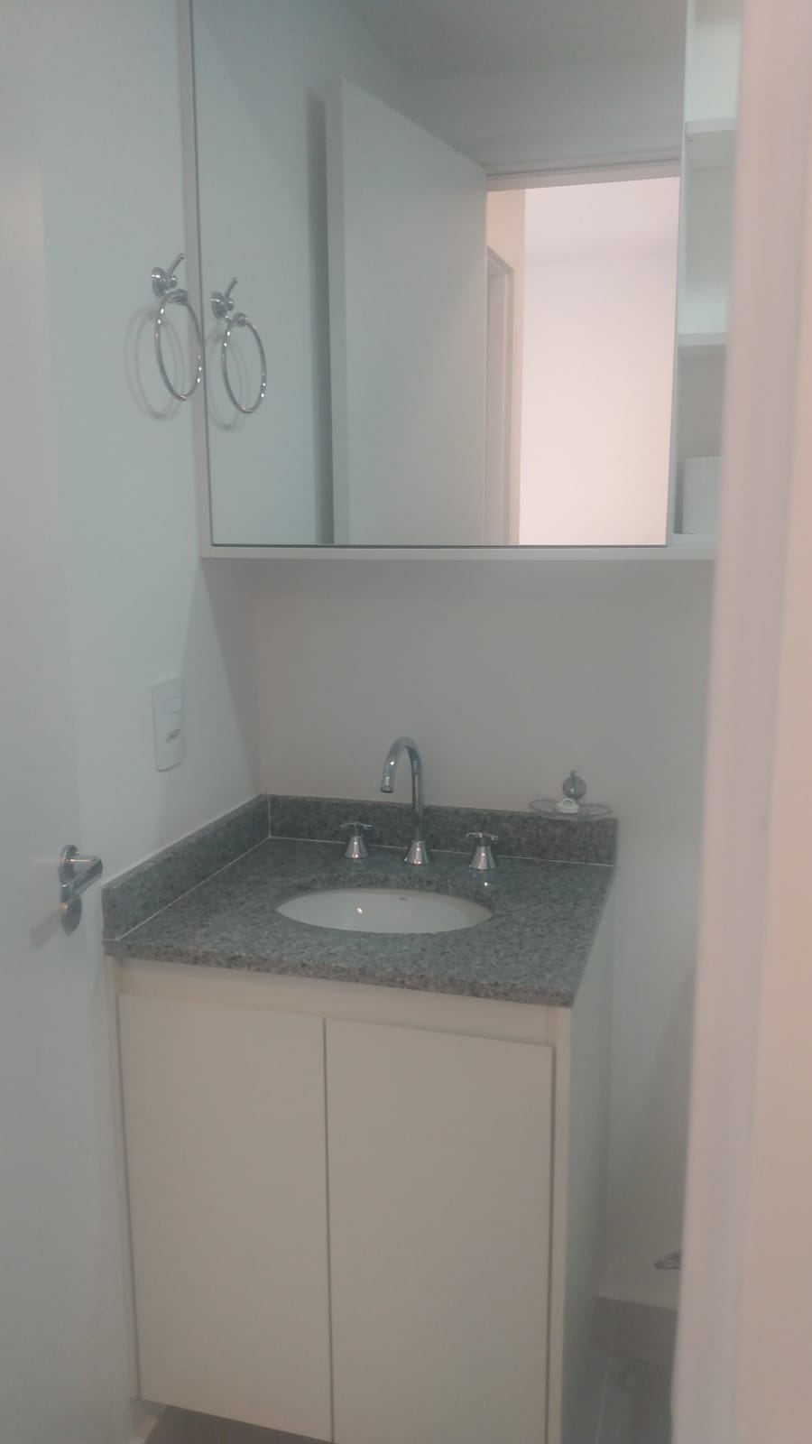 Imagem Apartamento com 1 Quarto à Venda, 29 m²em Vila Santa Catarina - São Paulo Imagem Apartamento com 1 Quarto à Venda, 29 m²em Vila Santa Catarina - São Paulo