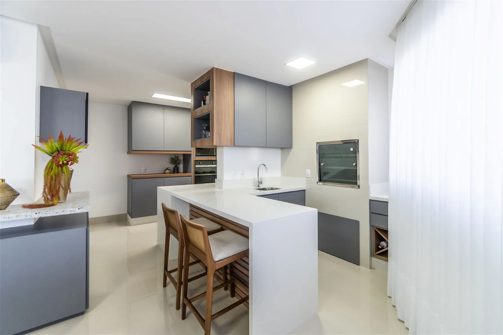 Imagem Apartamento com 4 Quartos à Venda, 150 m²em Centro - Balneário Camboriú