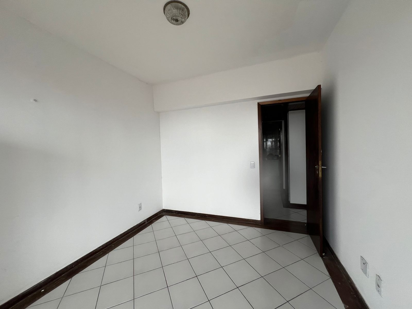 Imagem Apartamento com 3 Quartos à Venda, 146 m²em Reduto - Belém