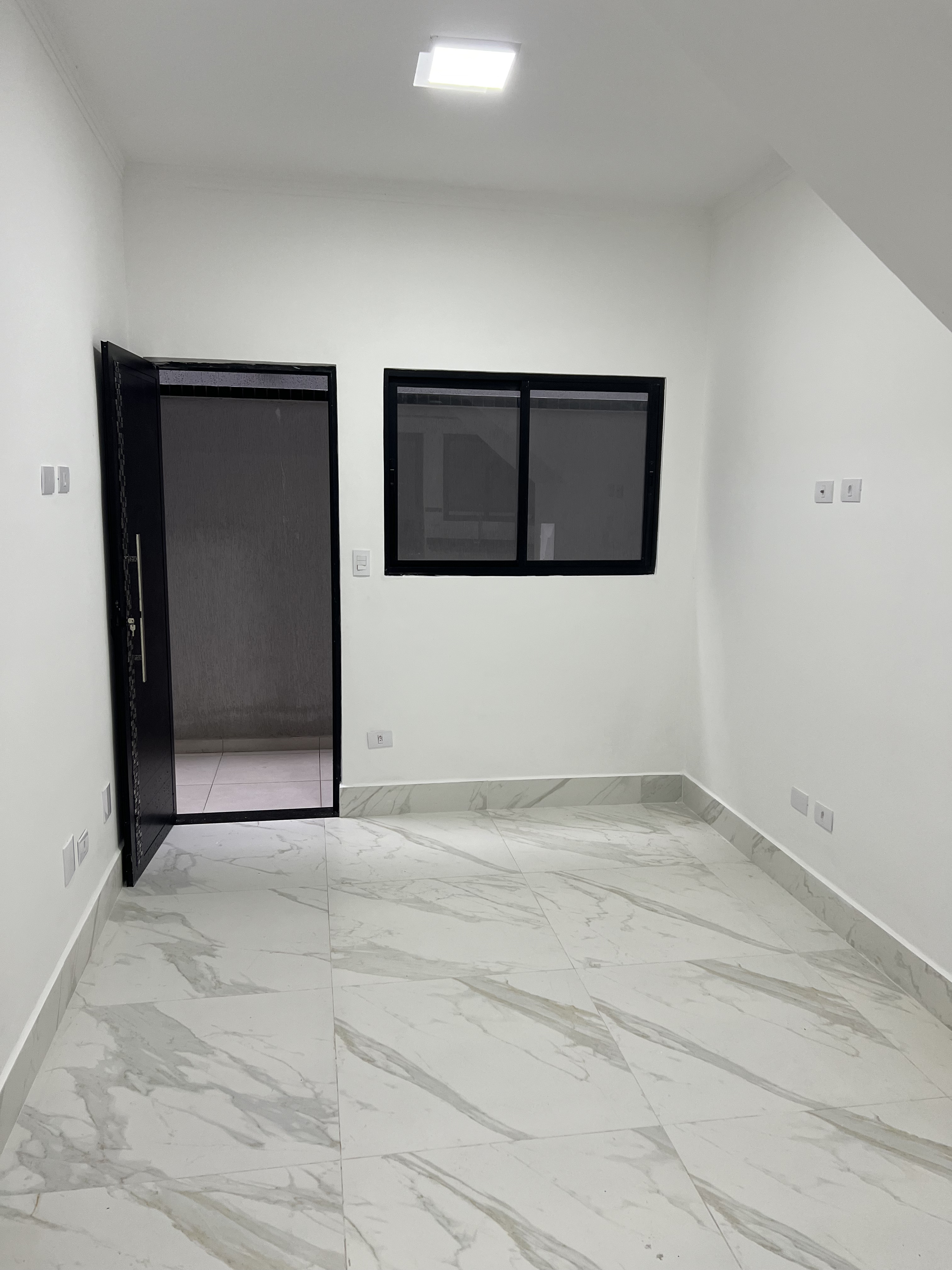 Imagem Casa de Condomínio com 2 Quartos à Venda ou Temporada, 48 m²em Maracanã - Praia Grande Imagem Casa de Condomínio com 2 Quartos à Venda ou Temporada, 48 m²em Maracanã - Praia Grande