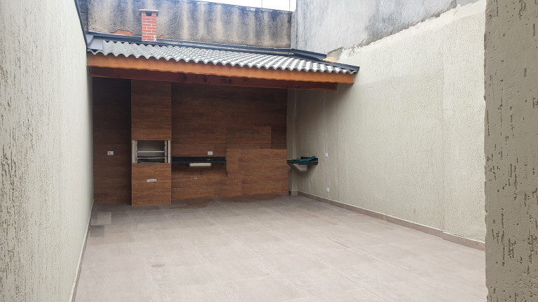 Imagem Casa com 3 Quartos à Venda, em Vila Nilo - São Paulo Imagem Casa com 3 Quartos à Venda, em Vila Nilo - São Paulo