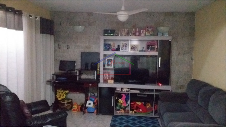 Imagem Casa com 2 Quartos à Venda, 150 m² em Bangu - Rio de Janeiro