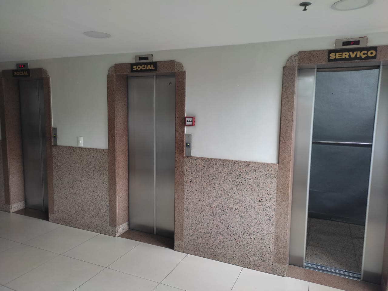 Imagem Apartamento com 2 Quartos à Venda, 43 m² em Messejana - Fortaleza