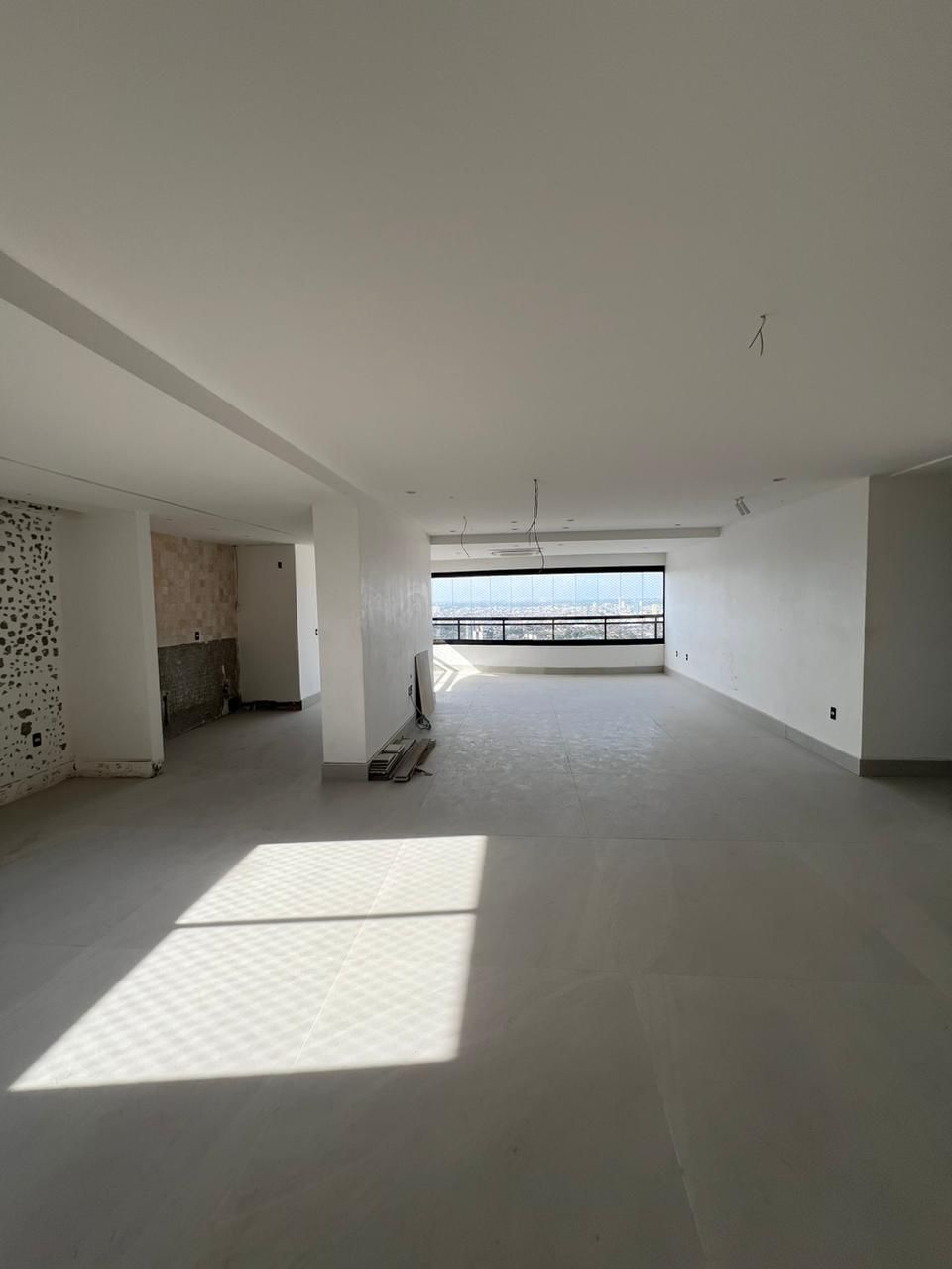 Imagem Apartamento com 3 Quartos à Venda, 235 m²em Umarizal - Belém Imagem Apartamento com 3 Quartos à Venda, 235 m²em Umarizal - Belém