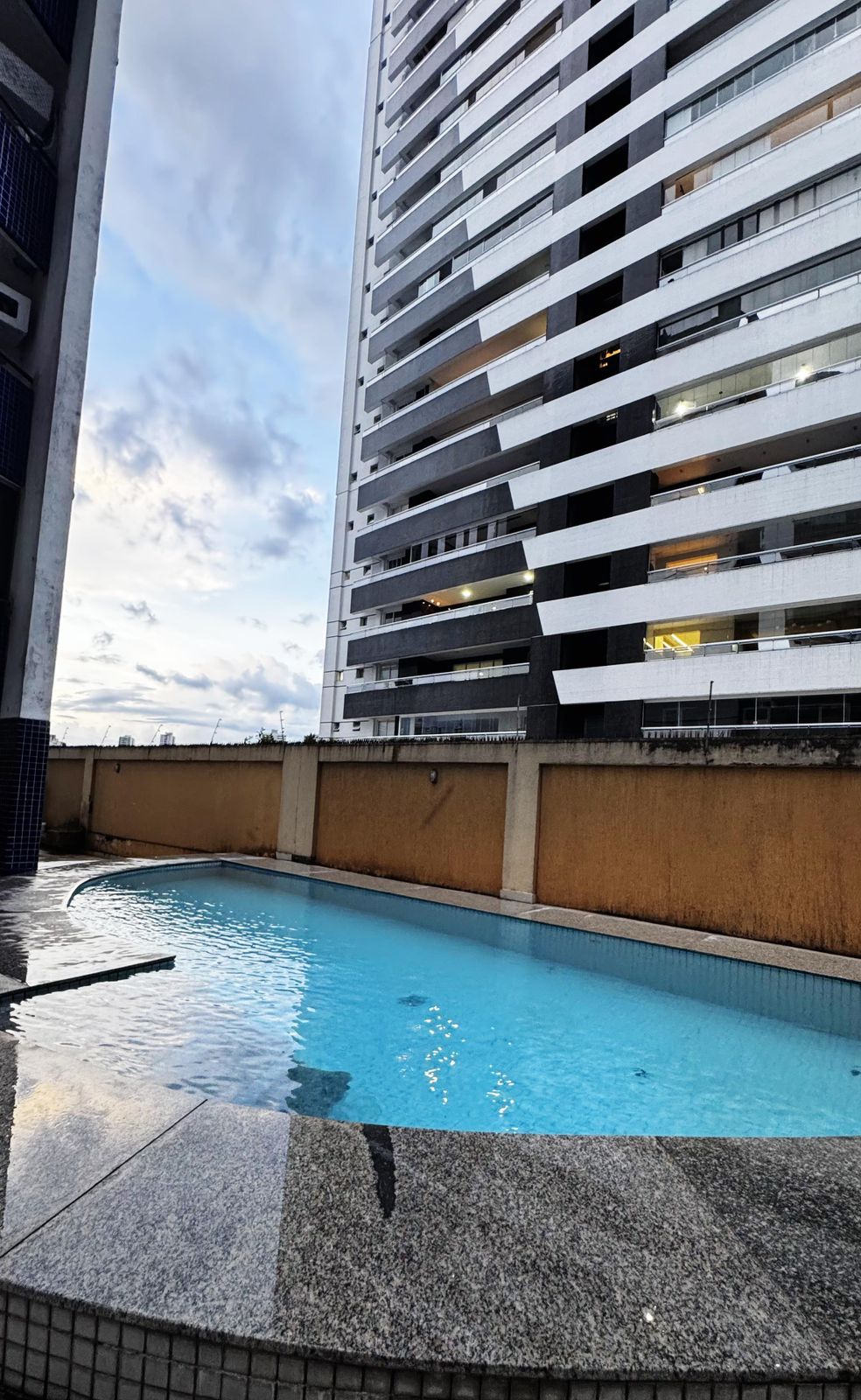 Imagem Apartamento com 2 Quartos à Venda, 60 m² em Umarizal - Belém Imagem Apartamento com 2 Quartos à Venda, 60 m² em Umarizal - Belém