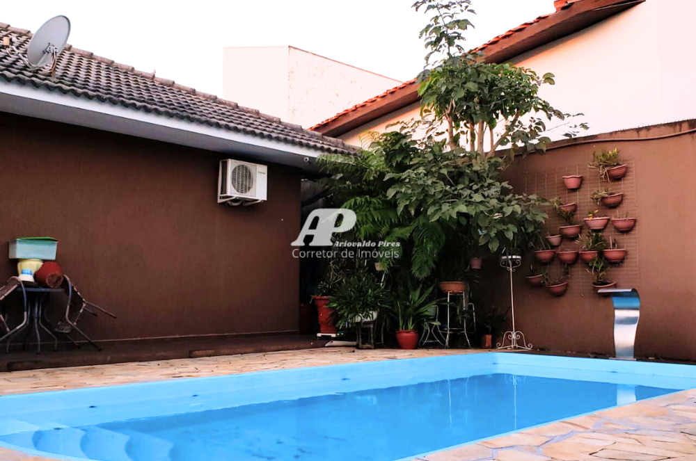 Imagem Casa com 5 Quartos à Venda, 277 m²em Estrela - Ponta Grossa