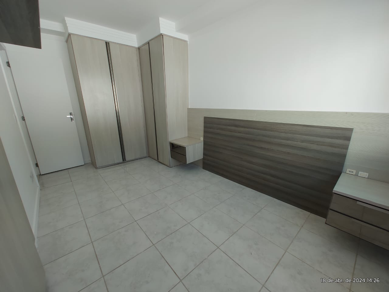 Imagem Apartamento com 2 Quartos para Alugar, 55 m²em Nova Esperança - Balneário Camboriú