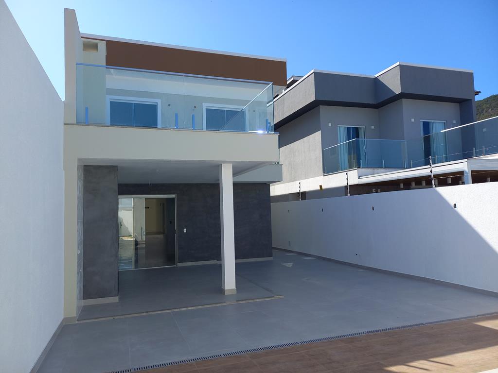Imagem Casa com 4 Quartos à Venda, 214 m²em Itaipu - Niterói