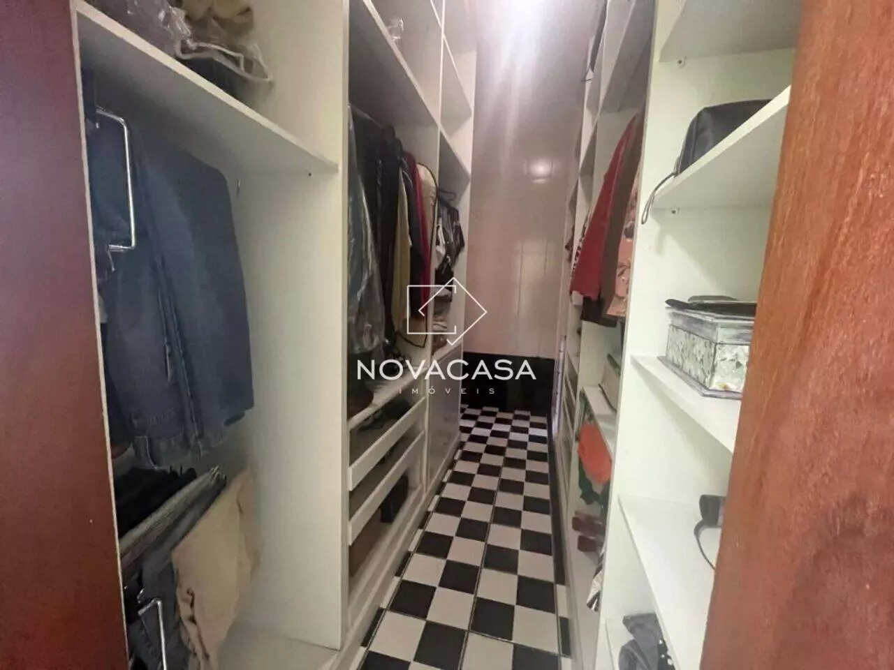 Imagem Casa com 4 Quartos à Venda, 380 m² em Santa Mônica - Belo Horizonte