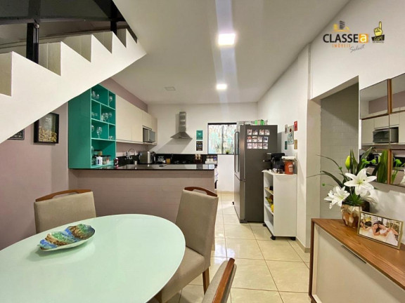 Imagem Casa com 3 Quartos à Venda, 100 m² em Cajueiro Seco - Jaboatão dos Guararapes Imagem Casa com 3 Quartos à Venda, 100 m² em Cajueiro Seco - Jaboatão dos Guararapes
