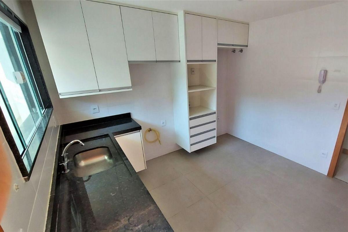 Imagem Casa com 4 Quartos à Venda, 180 m²em Largo da Batalha - Niterói