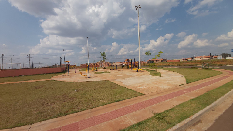Imagem Terreno à Venda, em Residencial Figueiras do Parque - Campo Grande Imagem Terreno à Venda, em Residencial Figueiras do Parque - Campo Grande