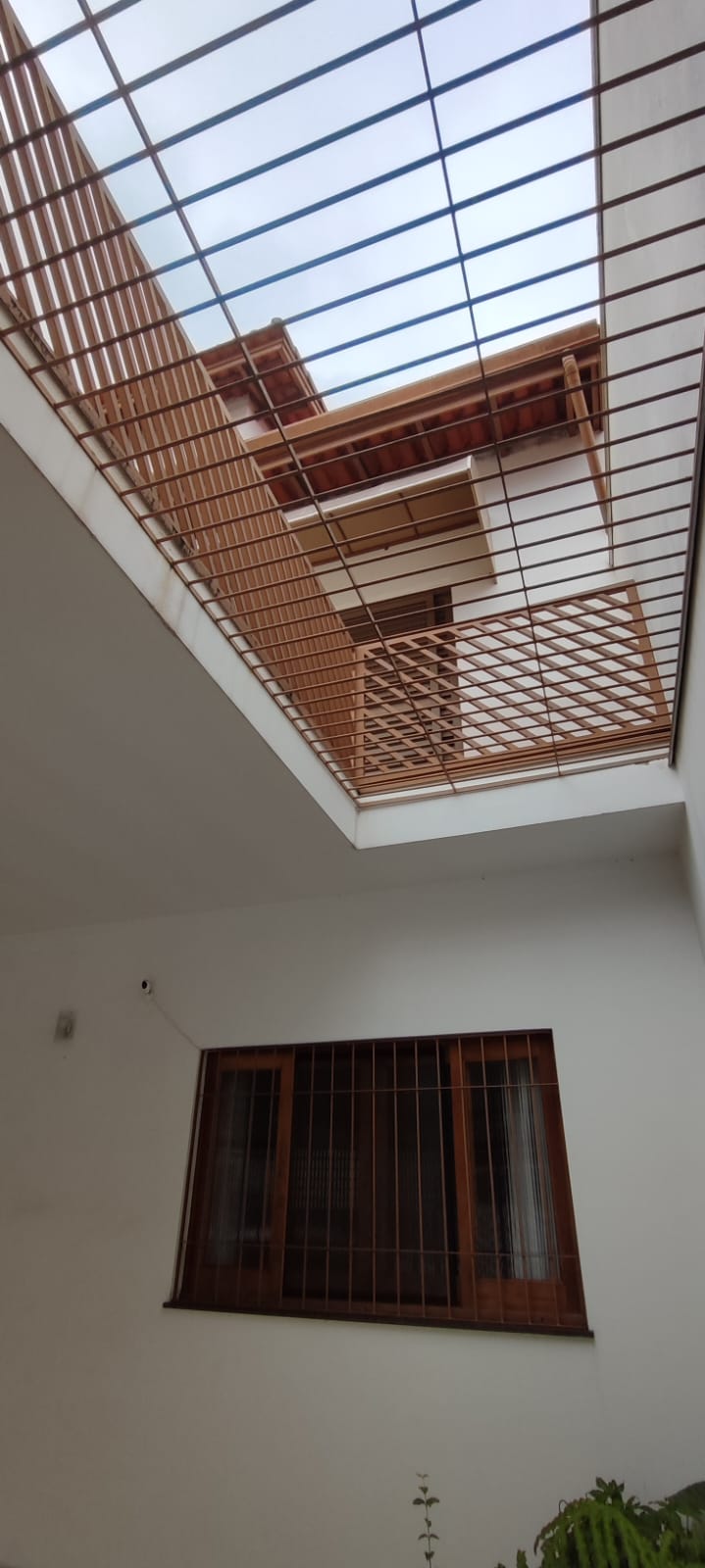 Imagem Sobrado com 4 Quartos à Venda, 203 m²em Centro - Mogi das Cruzes