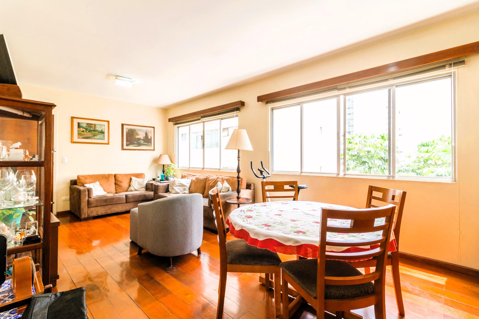 Imagem Apartamento com 3 Quartos à Venda, 130 m²em Jardim Paulista - São Paulo Imagem Apartamento com 3 Quartos à Venda, 130 m²em Jardim Paulista - São Paulo