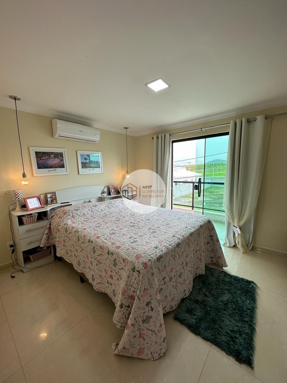 Imagem Casa de Condomínio com 4 Quartos à Venda, 204 m²em Nova São Pedro - São Pedro da Aldeia Imagem Casa de Condomínio com 4 Quartos à Venda, 204 m²em Nova São Pedro - São Pedro da Aldeia