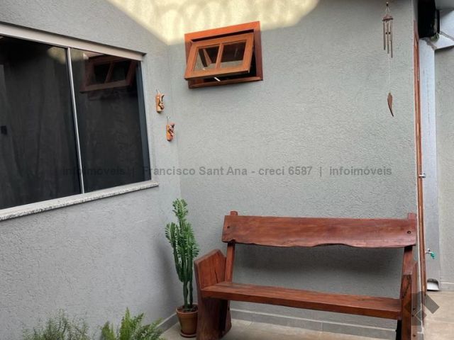 Imagem Casa com 2 Quartos à Venda, 152 m²em Los Angeles - Campo Grande
