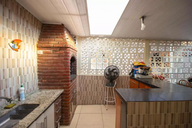 Imagem Casa com 4 Quartos à Venda, 221 m² em Parque Guarani - Várzea Paulista