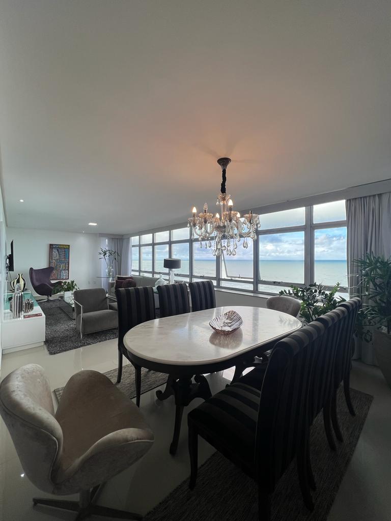 Imagem Apartamento com 4 Quartos à Venda, 150 m²em Boa Viagem - Recife