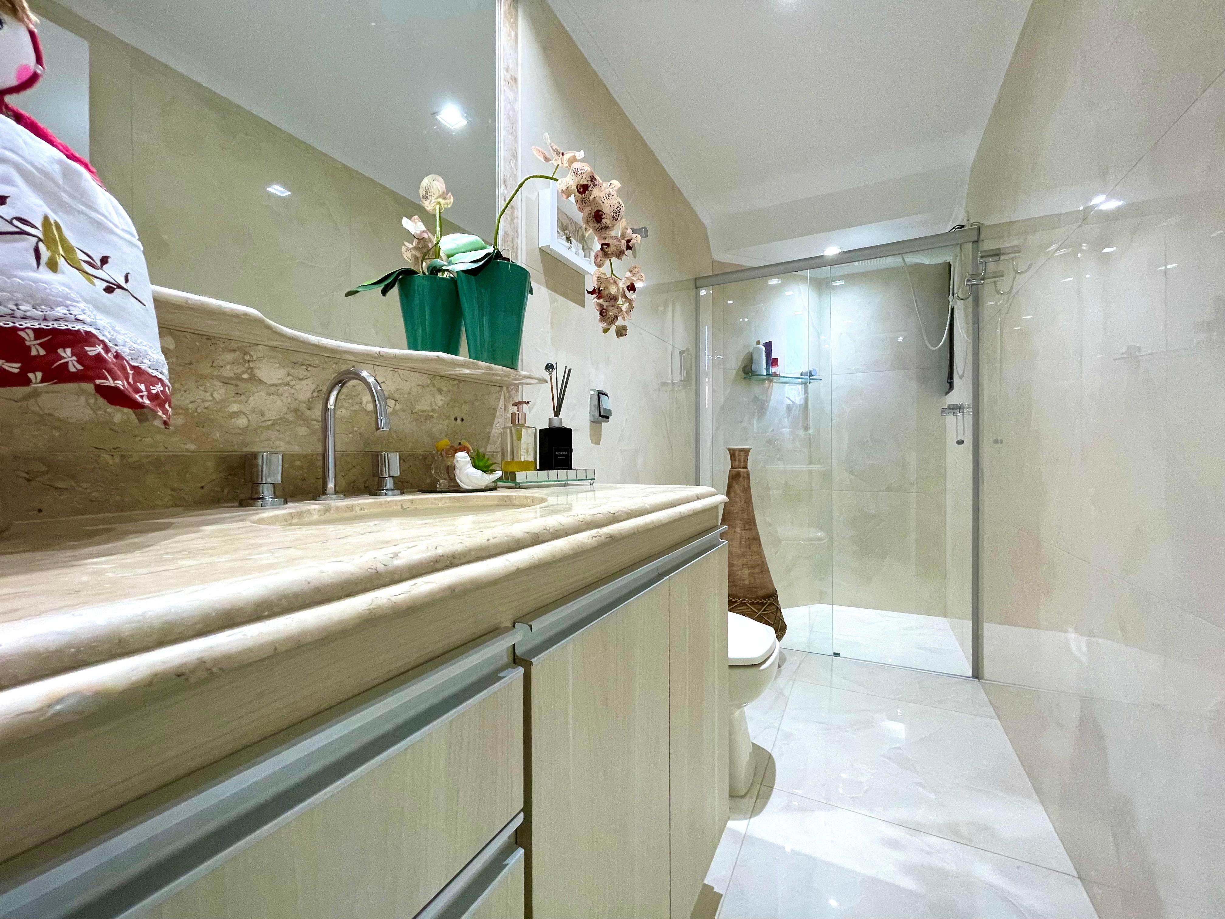 Imagem Apartamento com 3 Quartos à Venda, 145 m²em Centro - Marília