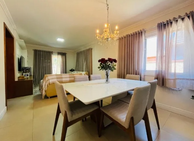 Imagem Casa com 2 Quartos à Venda, 125 m²em Várzea Grande 1º de Maio - Gramado