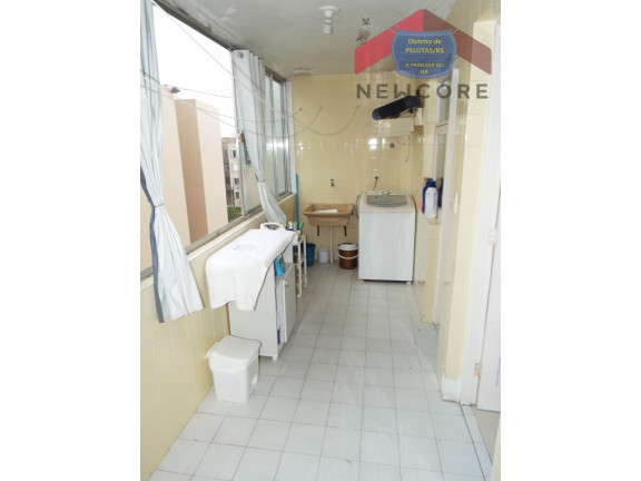 Imagem Apartamento com 3 Quartos à Venda,  em Centro - Pelotas