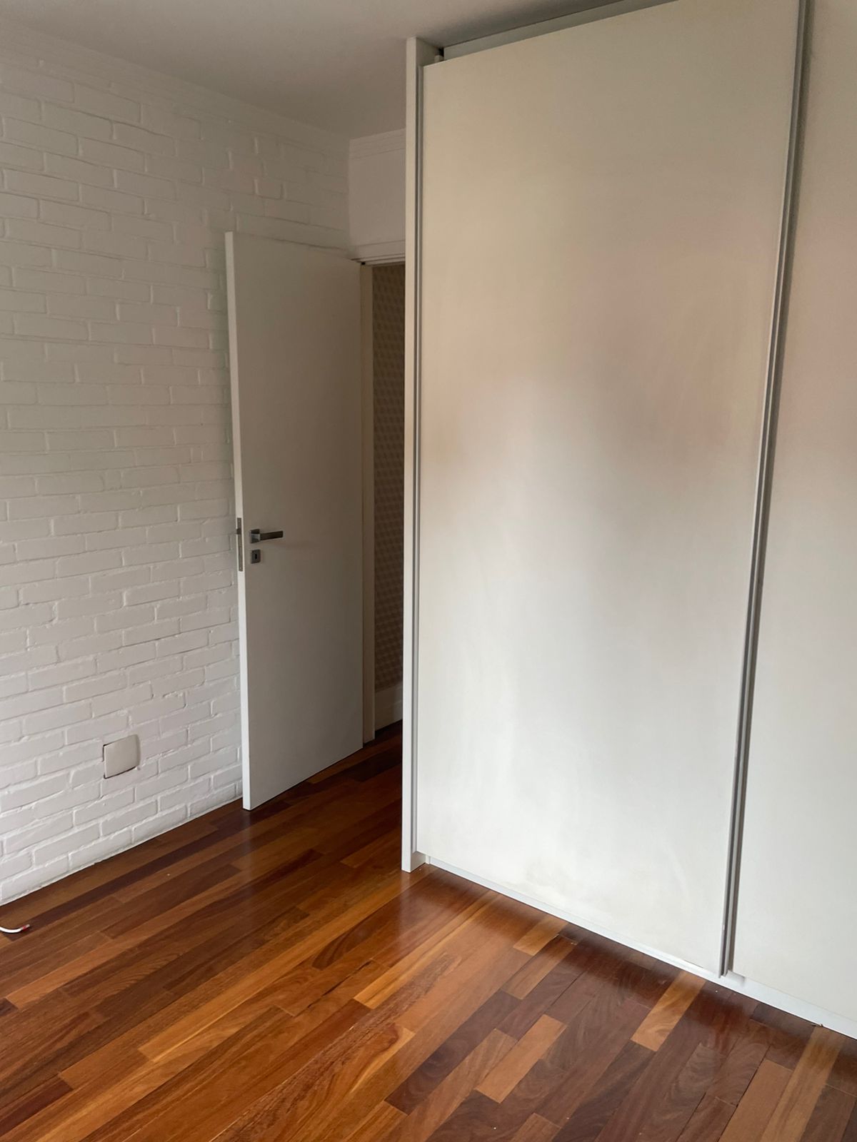 Imagem Casa de Condomínio com 2 Quartos para Alugar, 125 m²em Granja Viana - Cotia Imagem Casa de Condomínio com 2 Quartos para Alugar, 125 m²em Granja Viana - Cotia